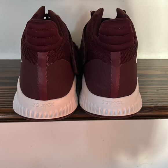 Adidas bounce shoes - Picture 3 of 4